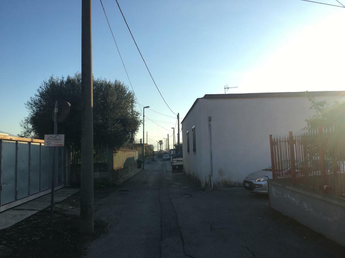 Valeria House Apartment Scafati Bagian luar foto